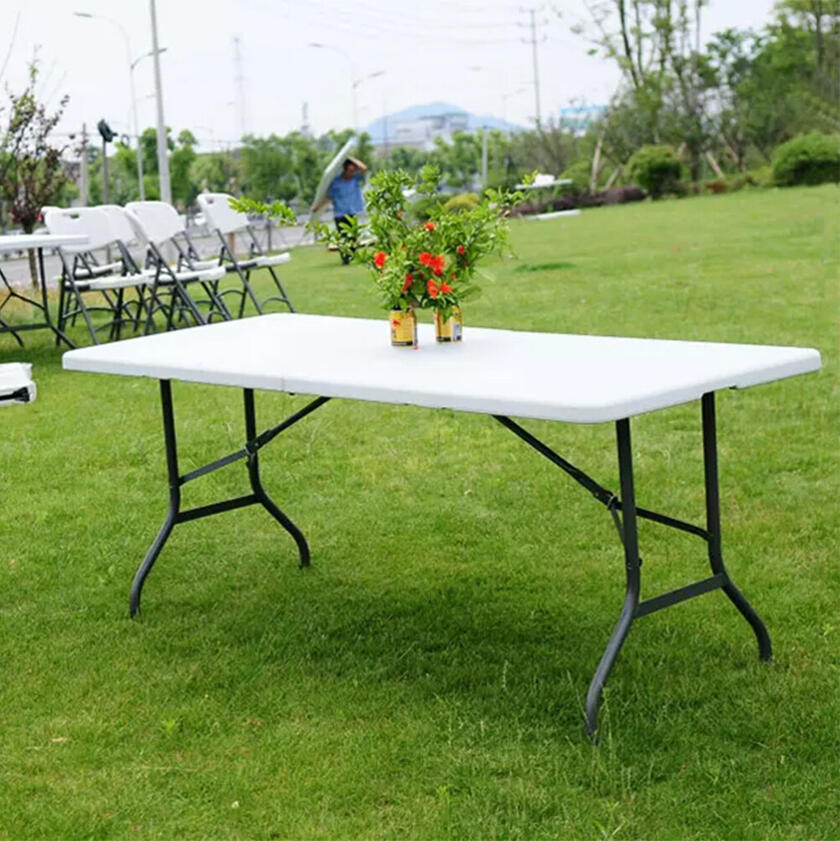The Party Knight - 6-Foot Folding Table